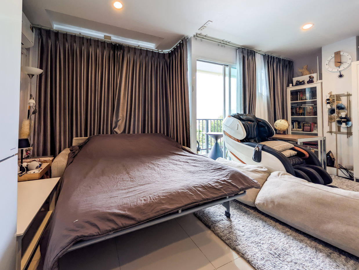 picture For Sale Diamond Suites Studio on Thappraya Road Pattaya - 8/12