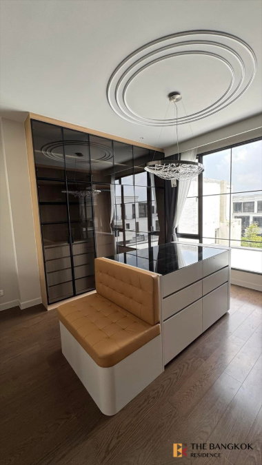รูป Malton Gates - Krungthep Kreetha 🏡 บ้านเดี่ยว Super Luxury ทำเลทองโซนกรุงเทพกรีฑา ดีไซน์ Courtyard กลางบ้าน 💎 - รูปที่ 8/13