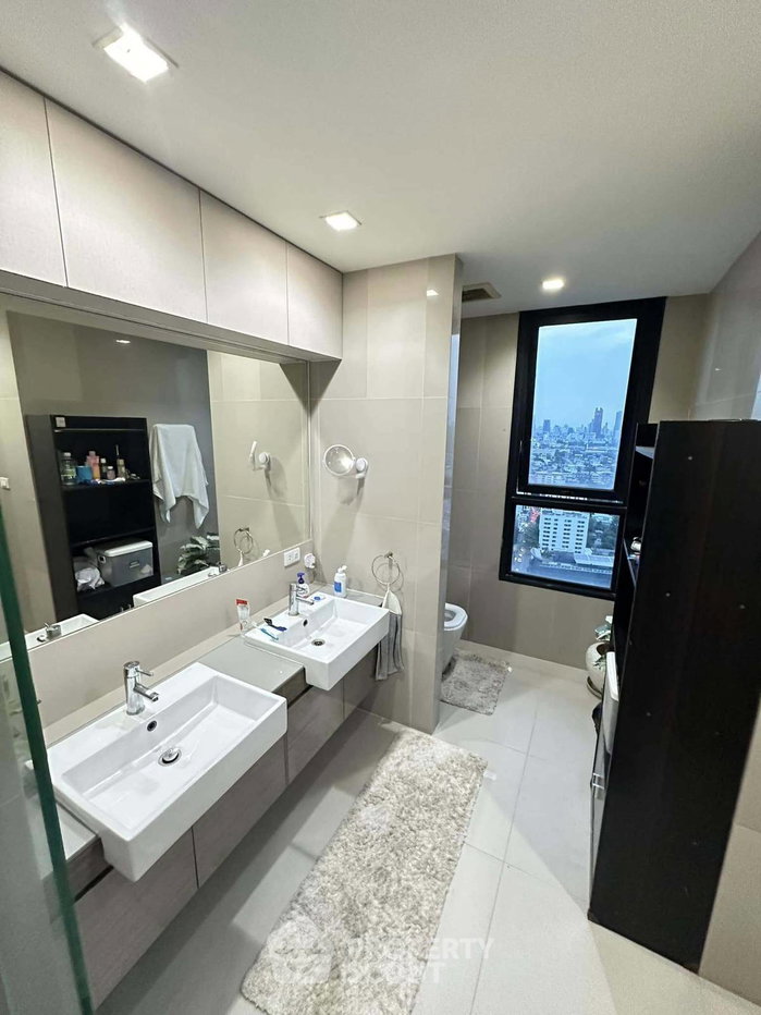 รูป คอนโดมิเนียม 2 ห้องนอน ชั้น 20 ขนาด 65 ตร.ม. ควินน์ คอนโด รัชดา 17 ใกล้ MRT สุทธิสาร 400 ม. (ID 2744584) - รูปที่ 8/12