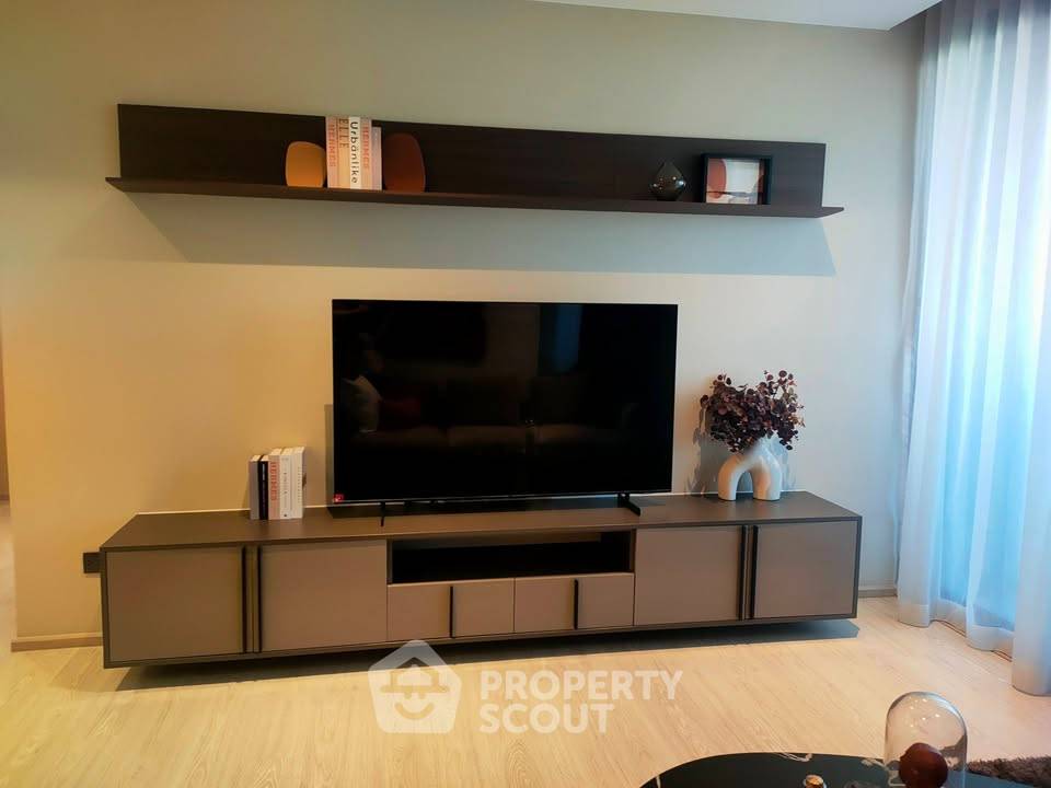 รูป คอนโด 2-ห้องนอน ที่ เดอะ รูม สุขุมวิท 38 ใกล้ BTS เอกมัย (ID 2746266) - รูปที่ 3/12