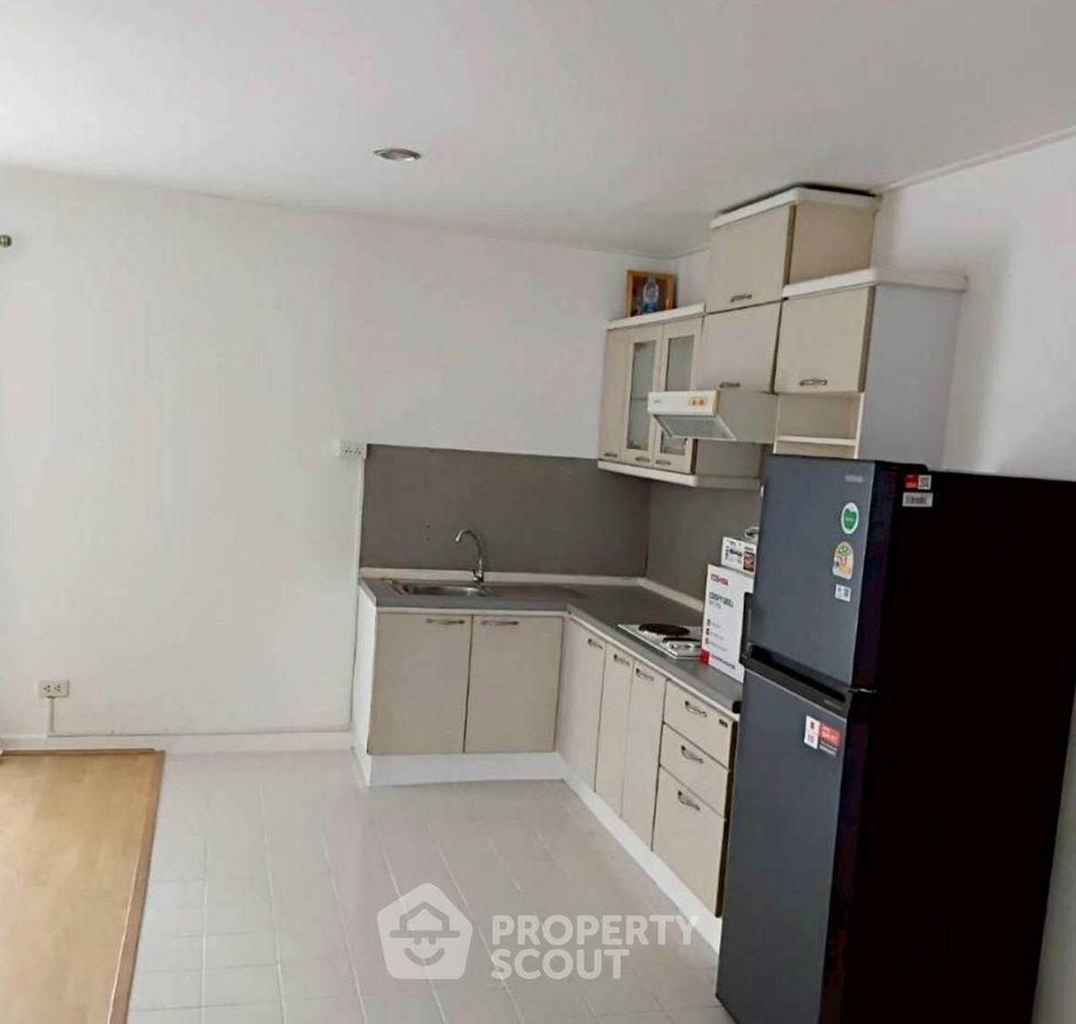 รูป คอนโด 2-ห้องนอน ที่ วอเตอร์ฟอร์ด พาร์ค พระราม 4 ใกล้ BTS พระโขนง (ID 2745743) - รูปที่ 3/5