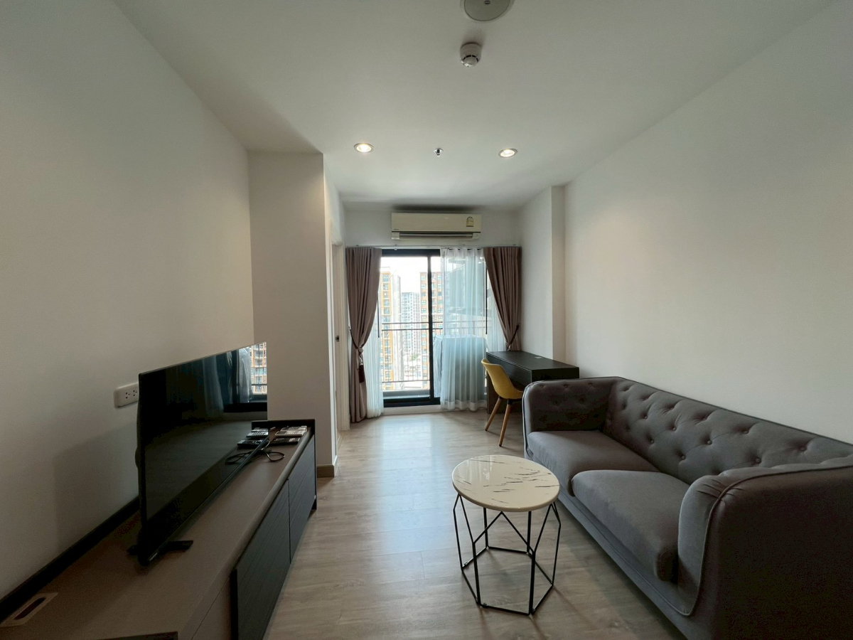 รูป ให้เช่า ธนา แอสโทเรีย ปิ่นเกล้า Thana Astoria ใกล้ MRT บางยี่ขัน เฟอร์นิเจอร์ ครบ พร้อมเข้าอยู่  ห้องใหม่ - รูปที่ 1/23