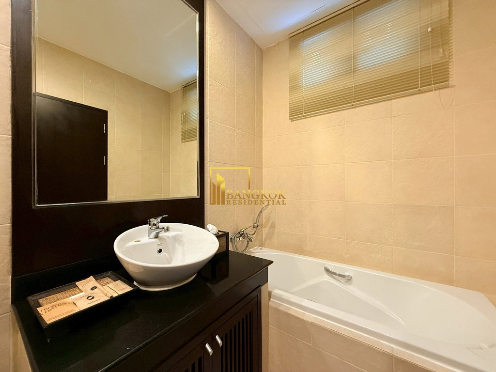 รูป Beautiful 3 Bedroom Apartment For Rent in Asoke Area - BR7060SA - รูปที่ 30/52