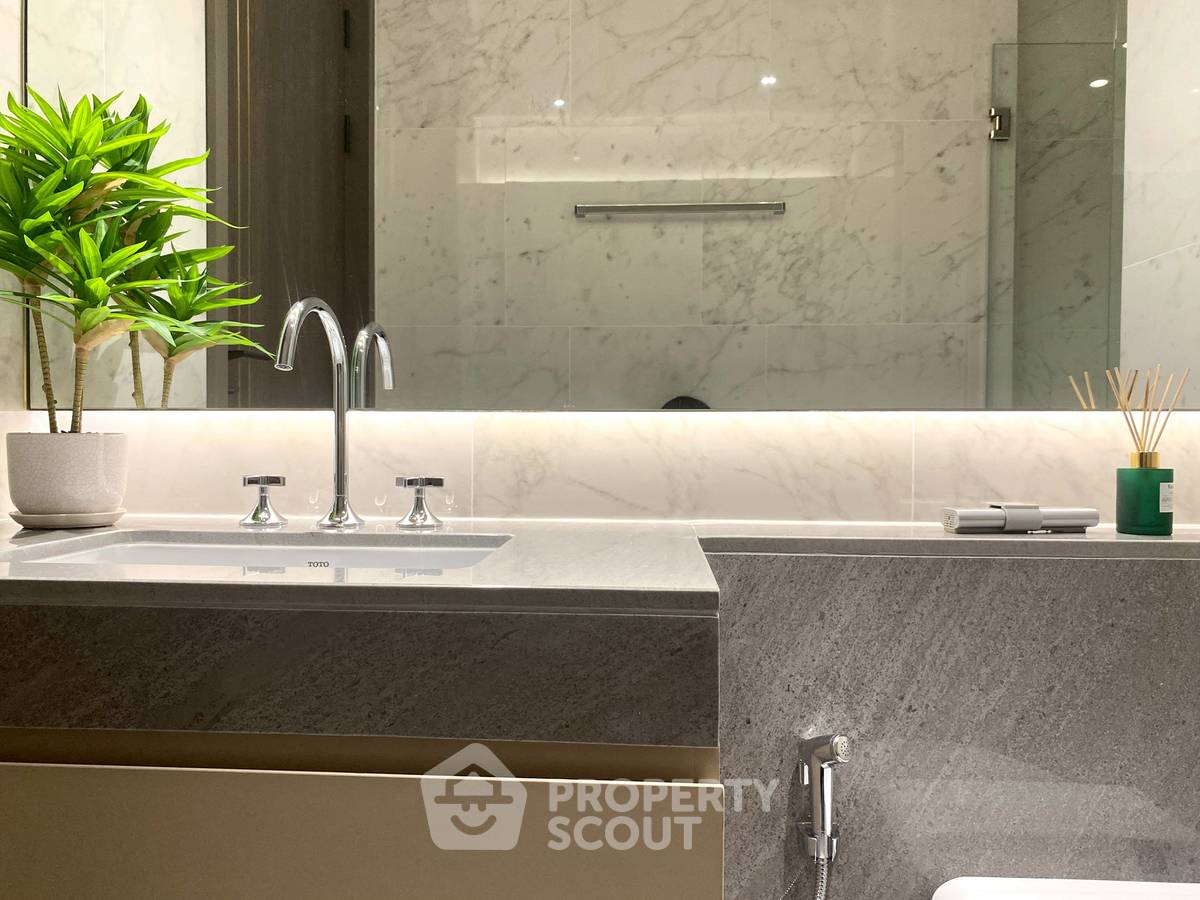 picture 2-BR Condo at Tonson One Residence near BTS Chit Lom (ID 2359585) - 13/20