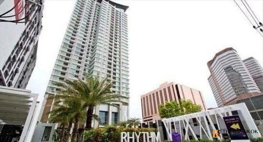 🏙️✨ 2-Bedroom Unit, Fully Furnished - Rhythm Ratchada-Huai Khwang near MRT Huai Khwang