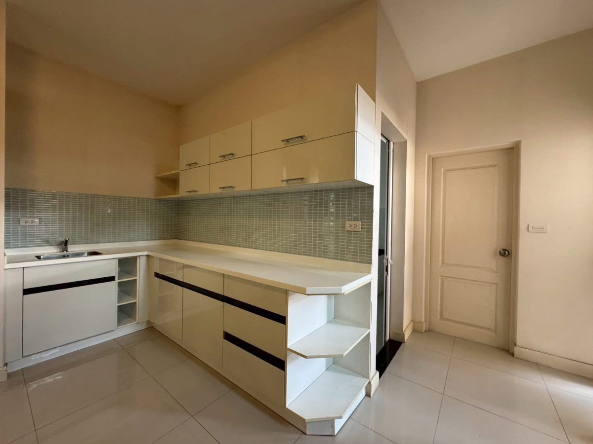 รูป 📍 ให้เช่า บ้านเดี่ยวพร้อมอยู่ Bangkok Boulevard Ratchada–Ramintra 2 3 ห้องนอน 3 ห้องน้ำ บ้านสวย บรรยากาศดี เฟอร์ครบ พร้อมเข้าอยู่ทันที - รูปที่ 4/20