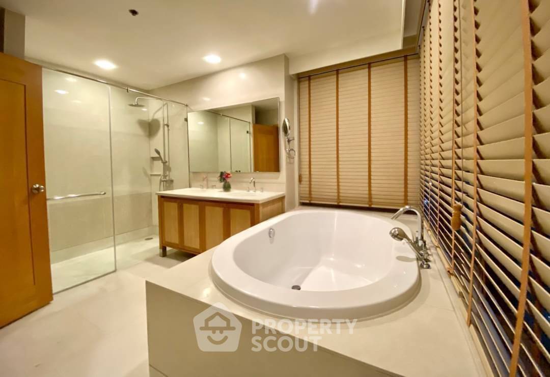 รูป คอนโด 3-ห้องนอน ที่ ดิ เอ็มโพริโอ เพลส ใกล้ BTS พร้อมพงษ์ (ID 2743767) - รูปที่ 8/11