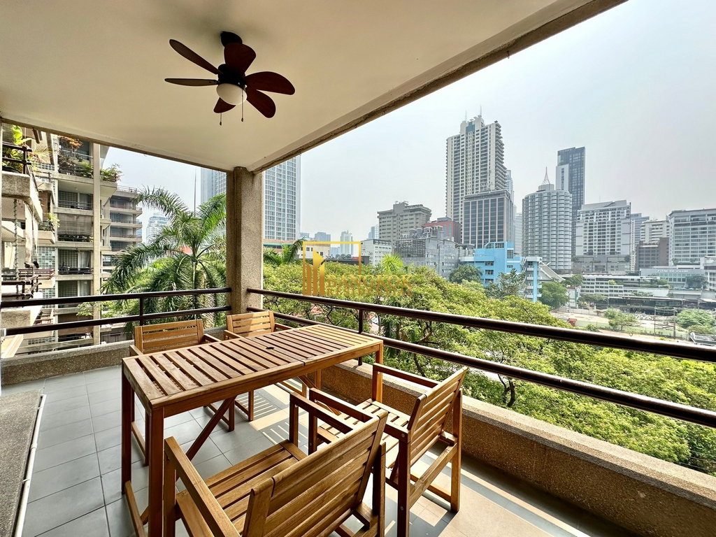 รูป Large 3 Bedroom Apartment in Vibrant Nana - BR21120AP - รูปที่ 6/51