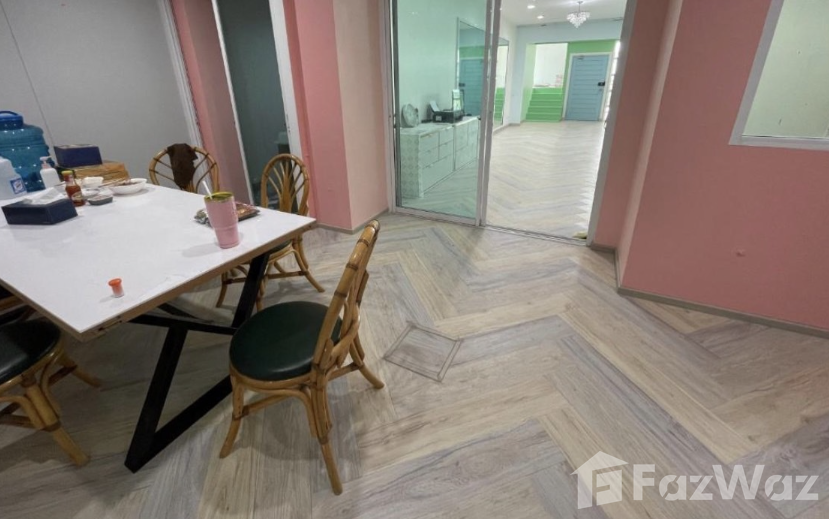 รูป ทาวน์เฮ้าส์ให้เช่า 4 ห้องนอน ในโครงการ บ้านกลางเมือง รัชดา 36 1145152 - รูปที่ 4/10