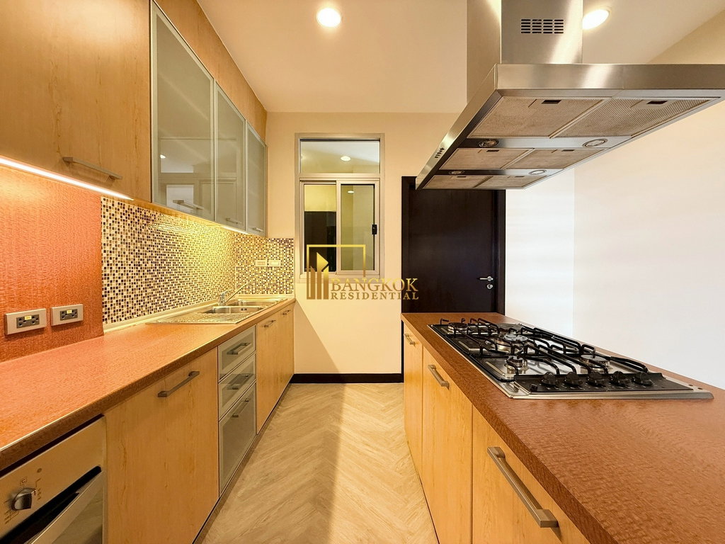 รูป Beautiful 3 Bedroom Apartment For Rent in Asoke Area - BR7060SA - รูปที่ 13/52