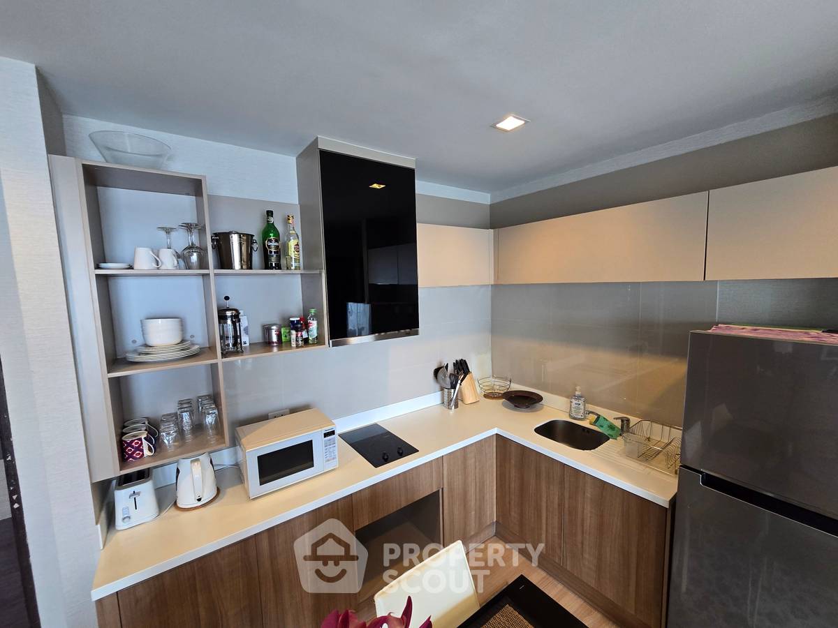 รูป คอนโด 2-ห้องนอน ที่ ริธึ่ม สาทร ใกล้ BTS สะพานตากสิน (ID 2746739) - รูปที่ 11/18