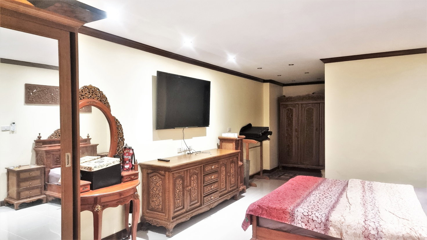 รูป 3 Bed Condo for Rent at Royal Hill Resort in Thappraya Pattaya - รูปที่ 17/20