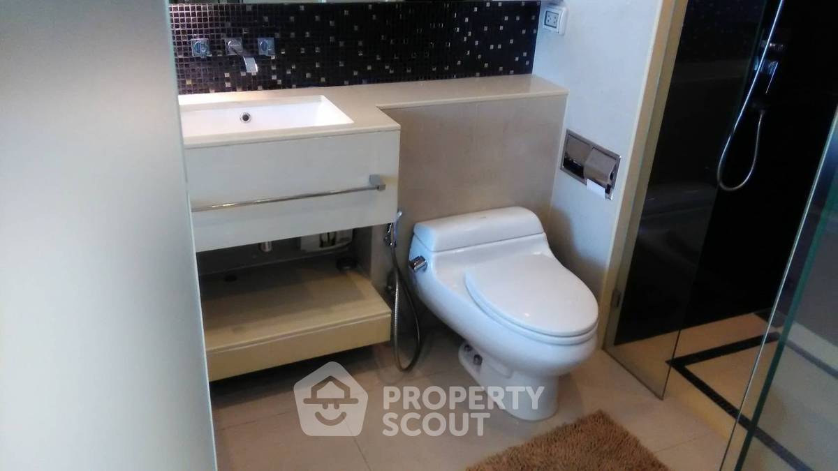 รูป คอนโด 1-ห้องนอน ที่ ดิ แอดเดรส อโศก ใกล้ ARL มักกะสัน (ID 2738379) - รูปที่ 6/7