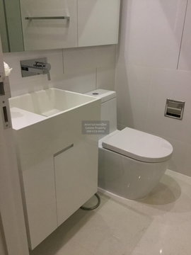 เช่าคอนโด เดอะแบงค็อก สาทร BTS-สุรศักดิ์ ยานนาวา เขต สาทร กรุงเทพ CX-31461 ✅ ทักไลน์ @connexproperty ตอบทันที ทีมงานมืออาชีพ ✅