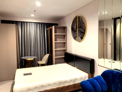 Condos for rent : @Condorental condo for rent Life Asoke Hype