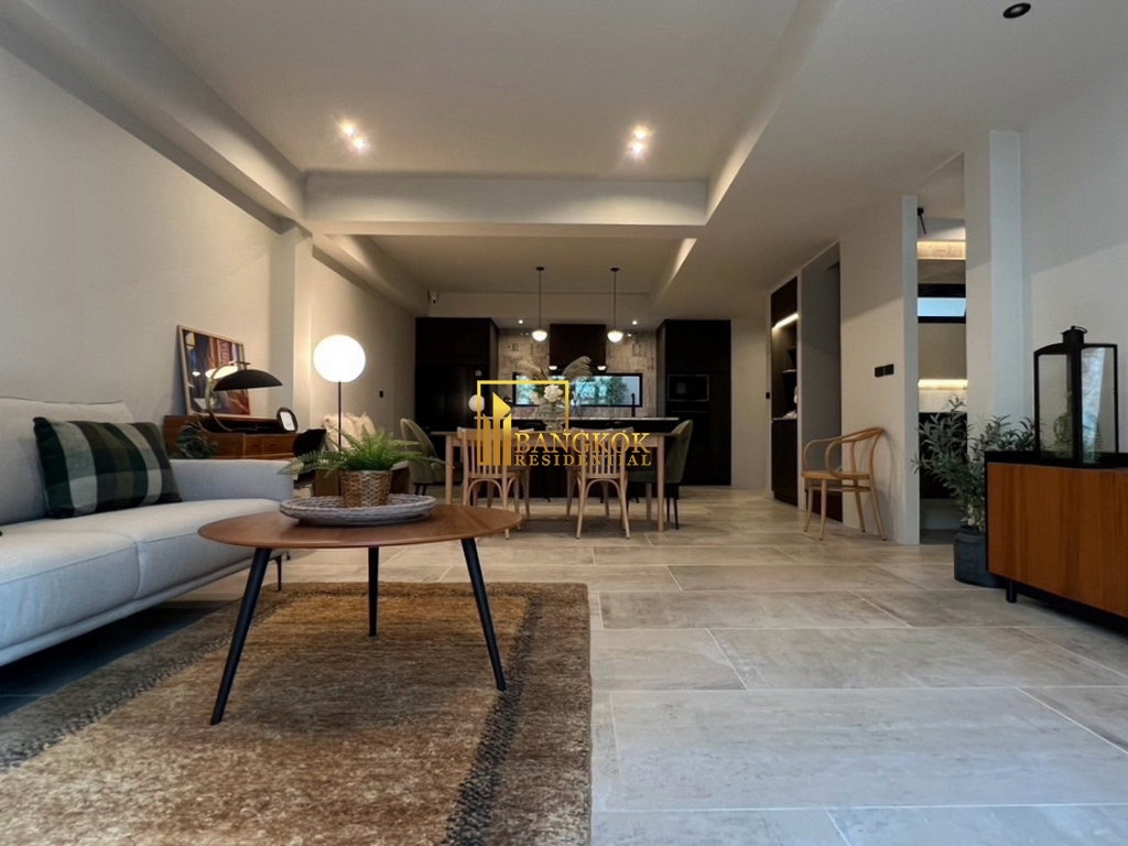 รูป Modern 4 Bedroom Townhouse in Phra Khanong - BR49048TH - รูปที่ 4/17