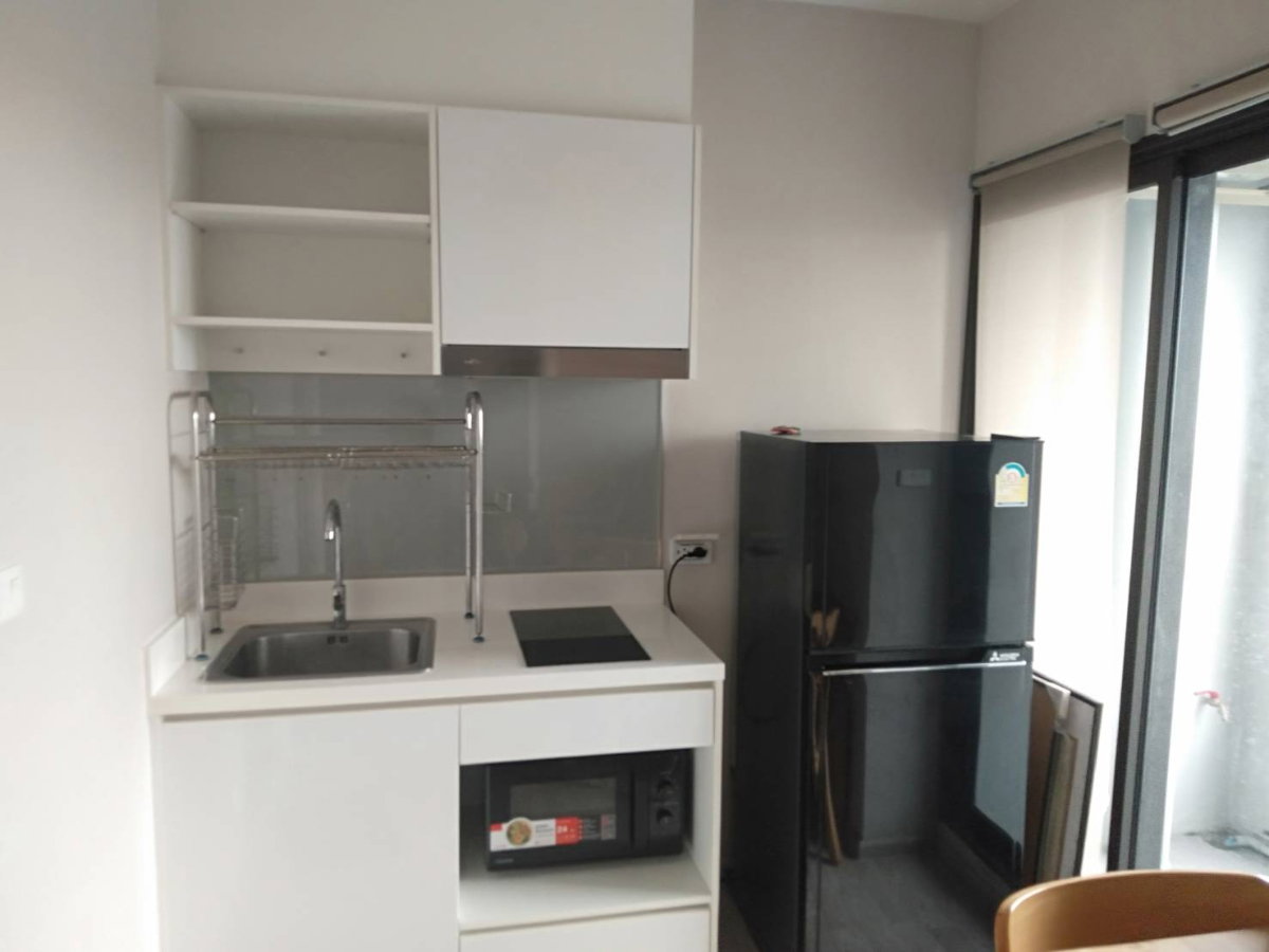 รูป เช่า ไพรเวซี รามาไนท์ (Privacy Rama9) ขนาด 23 ตรม ราคา 10,000 บาท พร้อมเฟอร์และเครื่องใช้ไฟฟ้า - รูปที่ 6/9