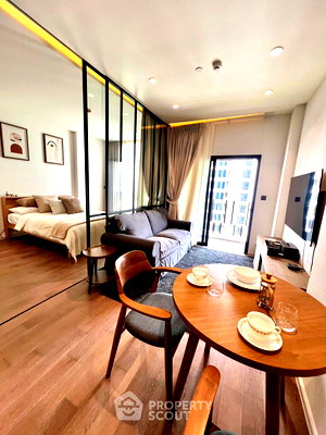 Condos for rent MRT Phetchaburi : 1-BR Condo at Muniq Sukhumvit 23 near MRT Sukhumvit (ID 2048748)