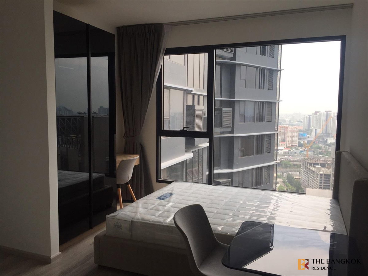 รูป  Condo For Rent 💫 Ideo Mobi Asoke ใกล้ MRT เพชรบุรี ห้อง Studio 25 sqm วิวสวย เพียง 20K 🌃  - รูปที่ 9/9