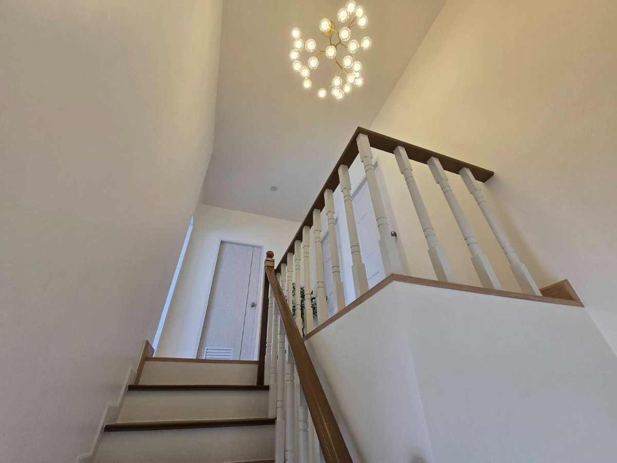 รูป ทาวน์เฮ้าส์หลังมุม ทำเลดีเยี่ยม รีโนเวทใหม่ สวยพร้อมอยู่ หมู่บ้านฟ้าปิยรมย์ เฟส1 เรือนหลวง ลำลูกกาคลอง6 บึงคำพร้อย ปทุมธานี ของแถมเยอะ - รูปที่ 31/45