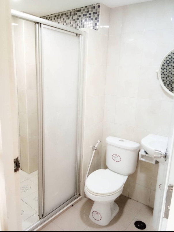 picture Champs-Élysées: Beautiful Room | Fast Booking Recommended! - 8/8