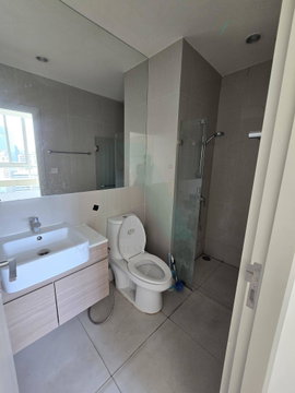 📌 For Rent Condo NOBLE REVOLVE RATCHADA 2 Building 1, Floor 20,1 bed room, Room size 25.00 sqm