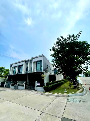 Townhouses for rent North Bangkok University  : VR0133🌿 **Pleno Phloenshin-Watcharapol | Corner Townhome, Pet-Friendly, Near BTS Saphan Mai** 🏡