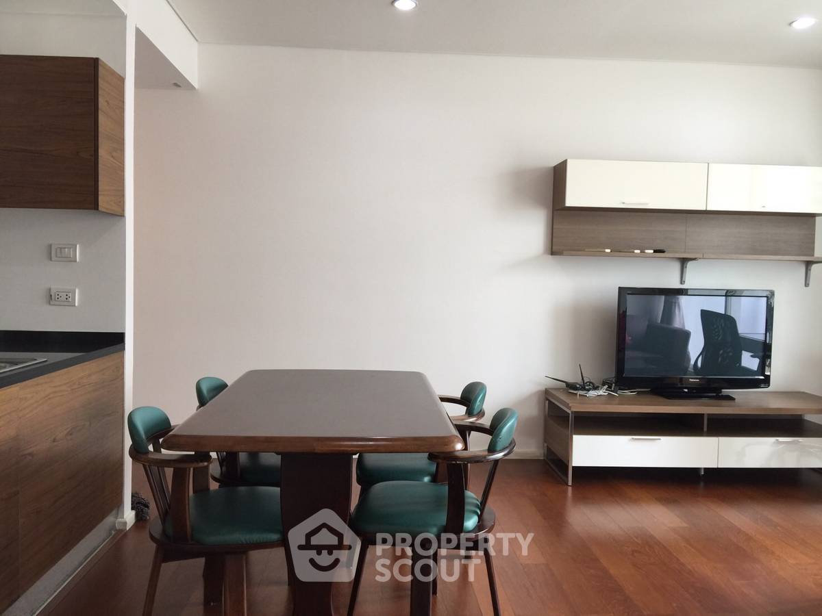 รูป คอนโด 2-ห้องนอน ที่ วินด์ สุขุมวิท 23 ใกล้ BTS อโศก (ID 563922) - รูปที่ 17/21