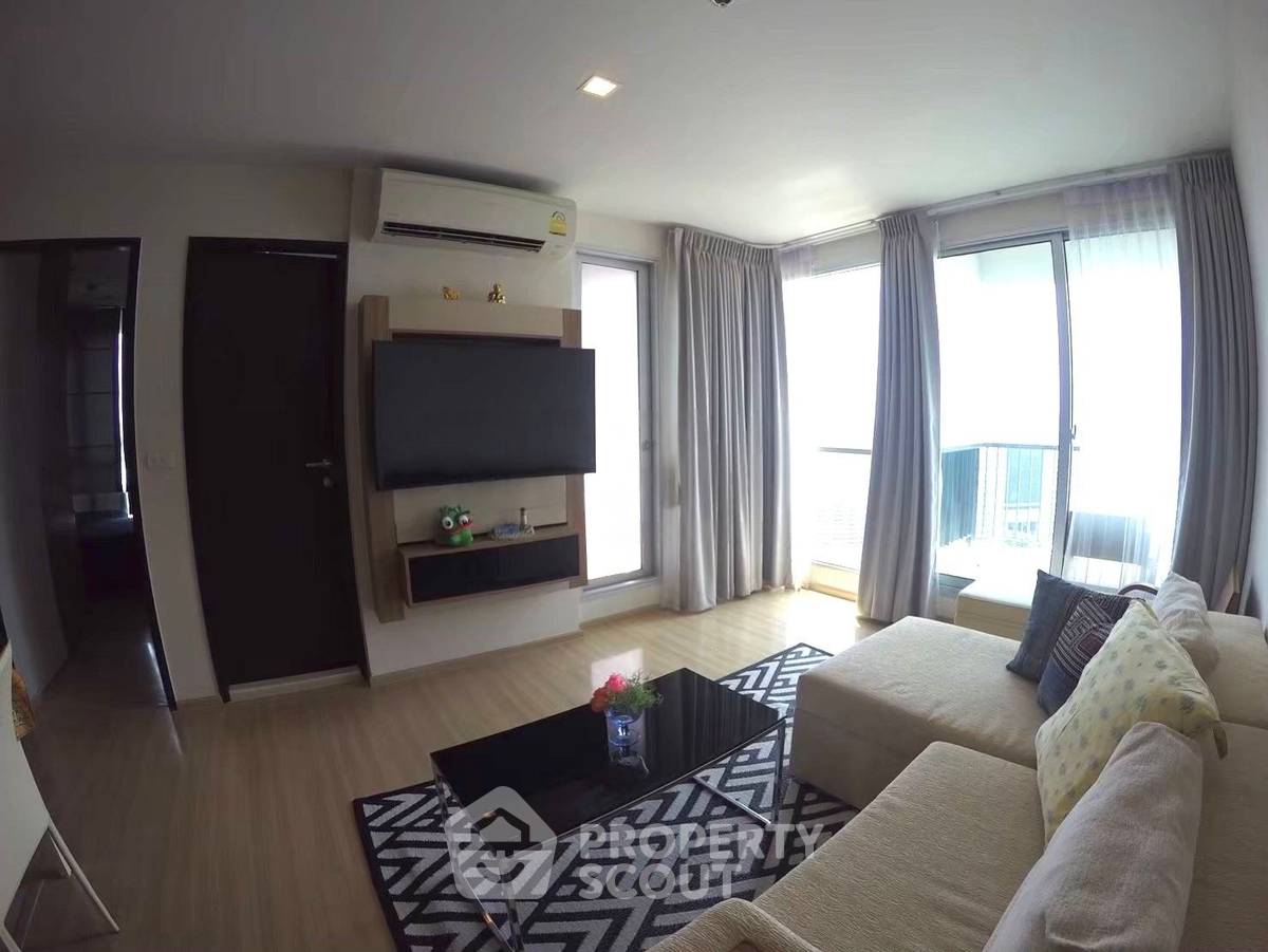 รูป คอนโด 2-ห้องนอน ที่ ริธึ่ม สาทร ใกล้ BTS สะพานตากสิน (ID 2744463) - รูปที่ 2/9