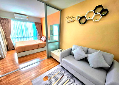 Condos for sale : Room for sale  v condo Ladkrabang