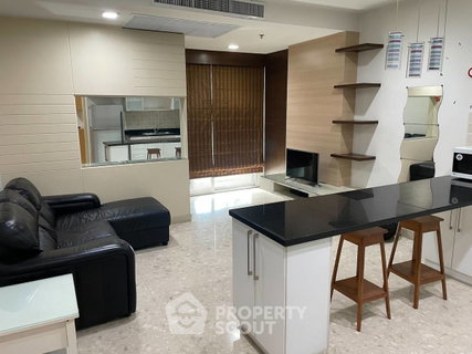 1-BR Condo at Nusasiri Grand Condominium near BTS Ekkamai (ID 2746668)