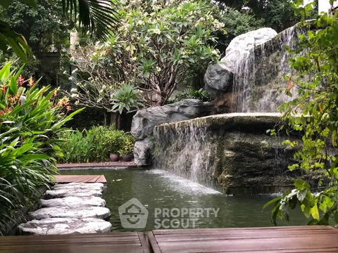 คอนโด 1-ห้องนอน ที่ เซอร์เคิล คอนโดมิเนียม ใกล้ MRT เพชรบุรี (ID 2748478)