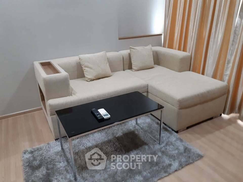 รูป คอนโด 1-ห้องนอน ที่ ริธึ่ม สาทร ใกล้ BTS สะพานตากสิน (ID 2746810) - รูปที่ 3/6