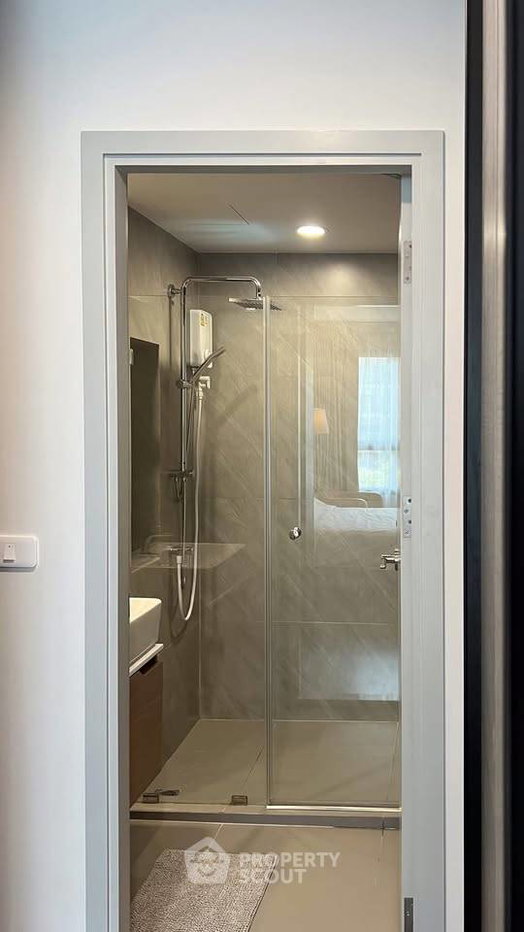 รูป คอนโด 1-ห้องนอน ที่ ไอดีโอ จุฬา - สามย่าน ใกล้ MRT สามย่าน (ID 2480509) - รูปที่ 13/14