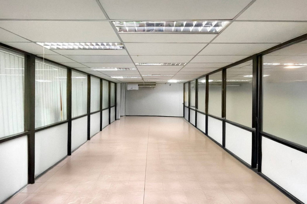 รูป ขายโรงงานและสำนักงาน ใกล้ สนามบินสุวรรณภูมิ พร้อมใช้งาน ทำเลศักยภาพโซนโลจิสติกส์ - รูปที่ 5/7