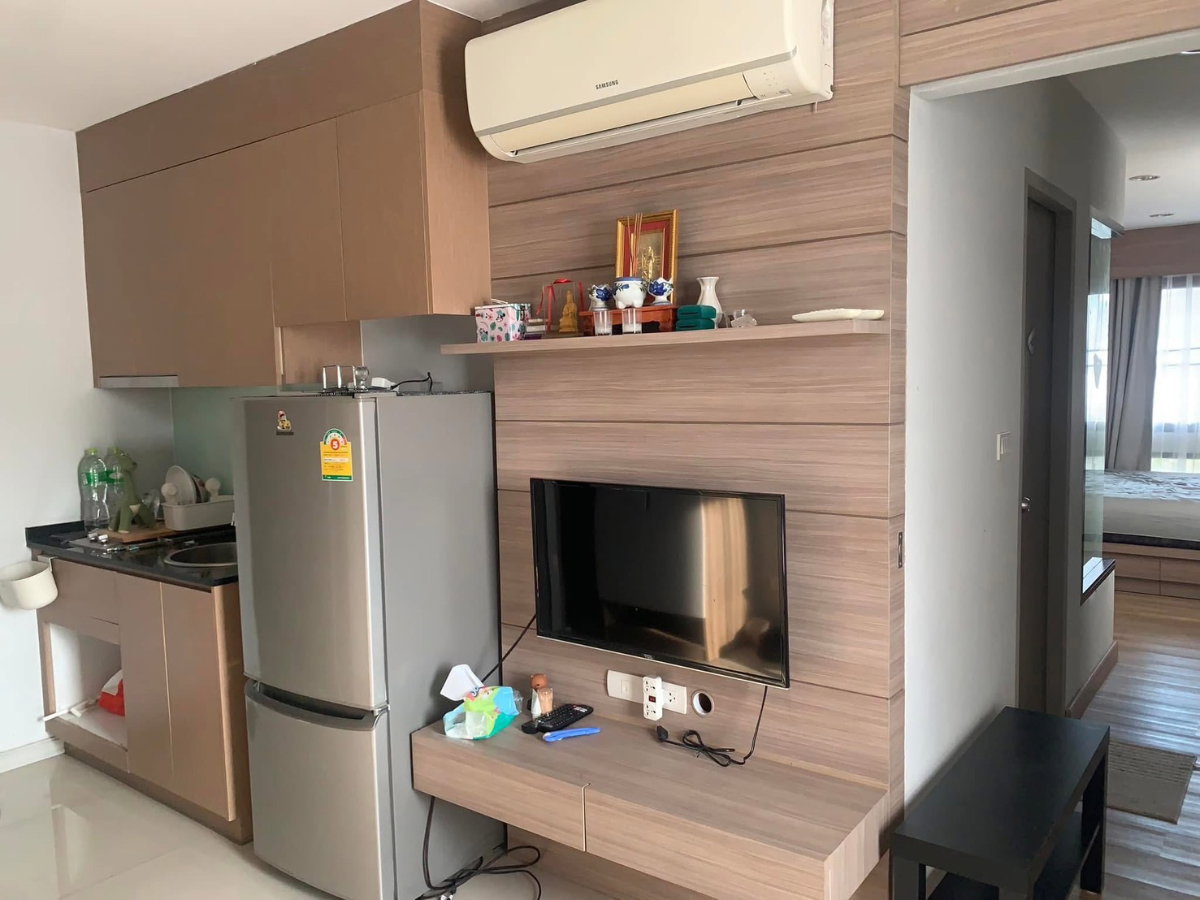 รูป ❣️รัชดา19~🌈ให้เช่าคอนโดติดMRT รัชดา เพียง 300เมตร เดิน 3 นาที 31 ตรม🥳 ทีวี ตู้เย็น ไมโคร เครื่องซักผ้า😁 - รูปที่ 4/8