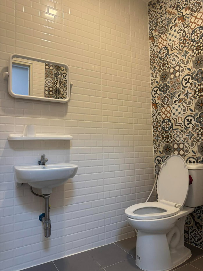 รูป ✅ ทาวน์เฮาส์ 2 ชั้น ราคาดี ฟรีโอน ทำเลกาญจนาภิเษก ใกล้ MRT คลองบางไผ่ ✅ Bua Thong Thani Park หมู่บ้านบัวทองธานีพาร์ค - รูปที่ 13/23