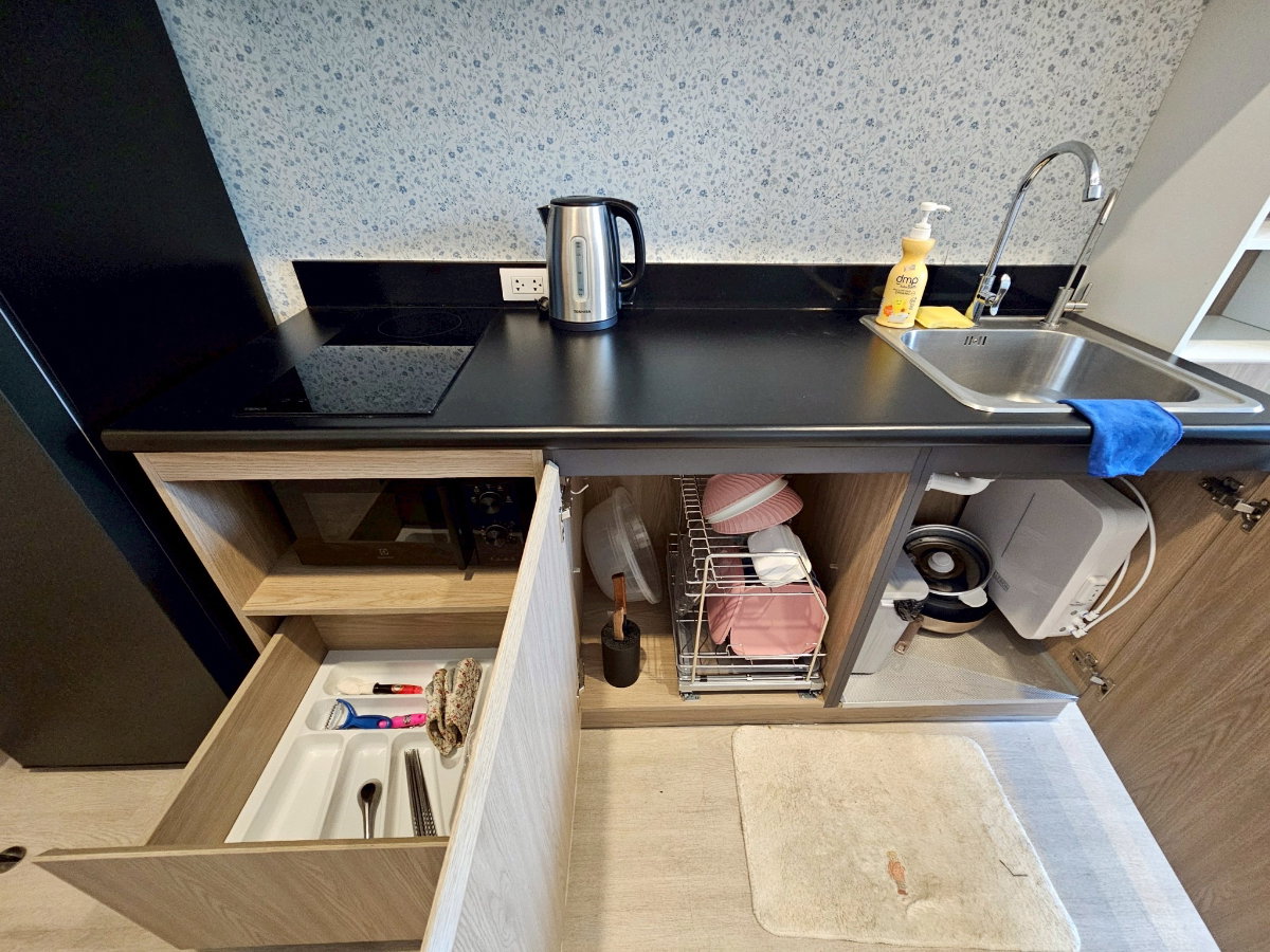 รูป คอนโดใหม่ยังไม่เคยปล่อยเช่า เจ้าของปล่อยเอง ห้องวิวสระว่ายน้ำ ชั้น 5 (ชั้นเดียวกับสระ) พลัสคอนเน็ก หาดใหญ่ หันหน้าทิศใต้ ลมโกรกเย็นสบาย - รูปที่ 13/25