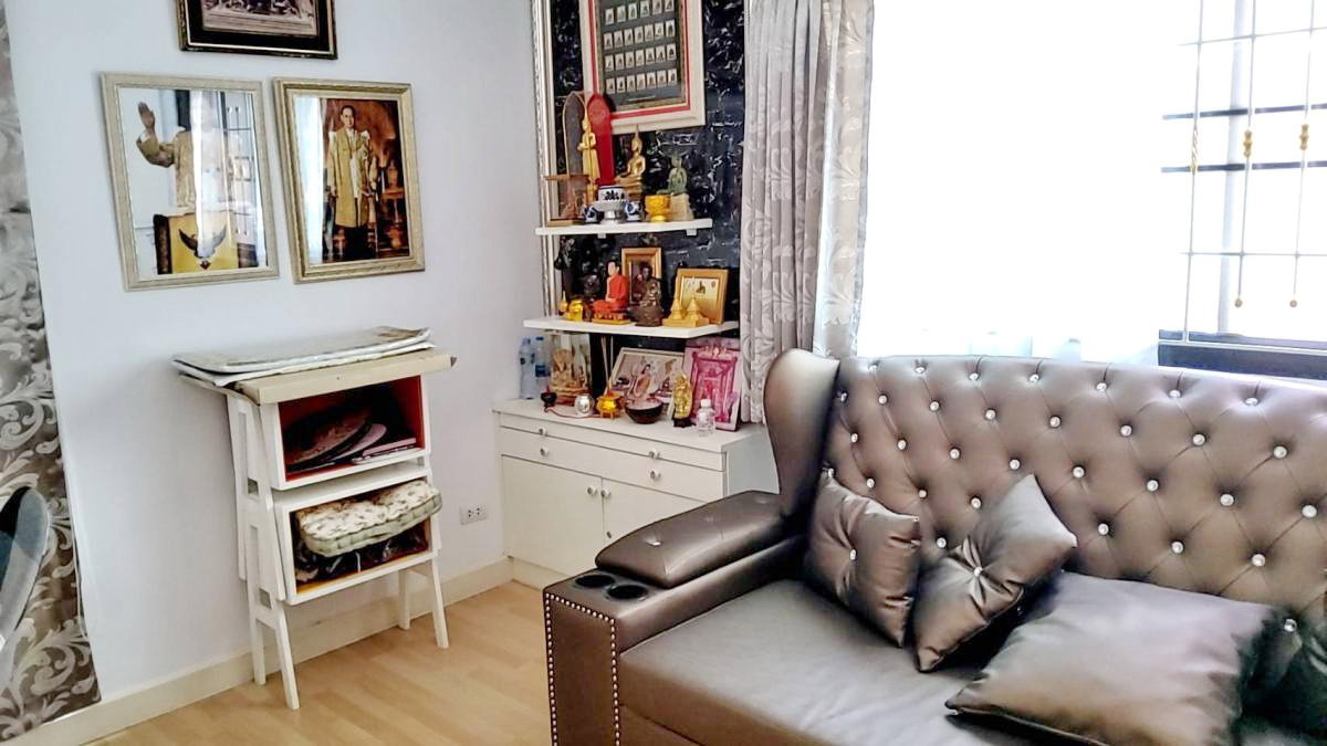 รูป ให้เช่า บ้านทาวน์โฮมพร้อมเฟอร์นิเจอร์ บิ้วอิน หลังมุม หมู่บ้านฟลอร่าวงศ์สว่าง  - รูปที่ 12/27