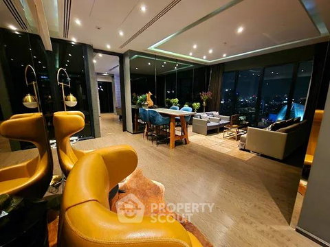 คอนโด 2-ห้องนอน ที่ แอชตัน อโศก ใกล้ MRT สุขุมวิท (ID 2737895)