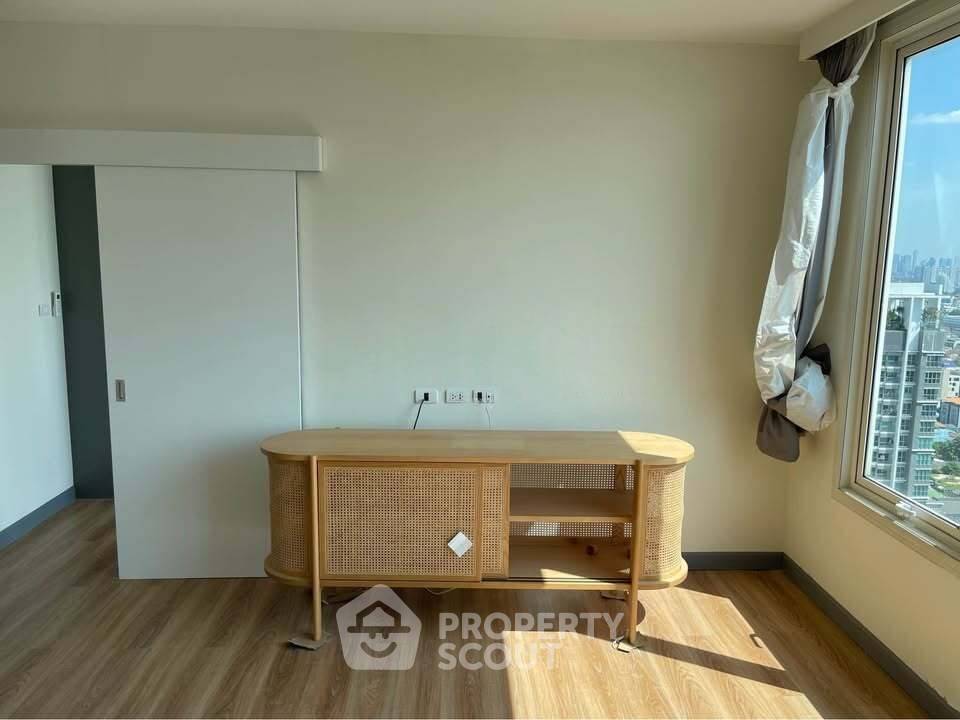 รูป คอนโด 3-ห้องนอน ที่ ดิ เอ็มไพร์ เพลส ใกล้ BTS เซนต์หลุยส์ (ID 2746533) - รูปที่ 12/16