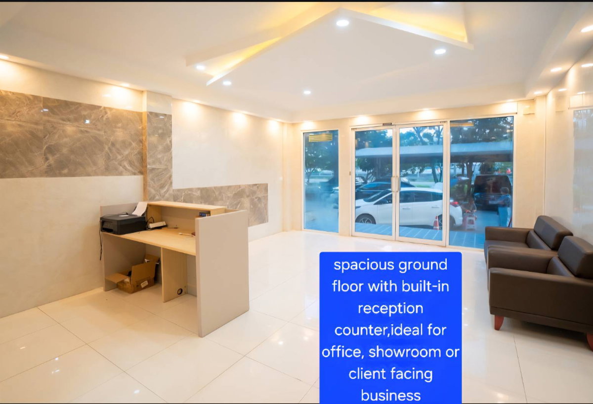 รูป โฮมออฟฟิศทันสมัย ตึก 4 ชั้น ใกล้สนามบินสุวรรณภูมิ | RK Biz Center **ค่าเช่า 42,000 บาท (ต่อรองได้) | 210 ตร.ม. ได้เฟอร์ตามรูป นัดชมได้ - รูปที่ 2/22