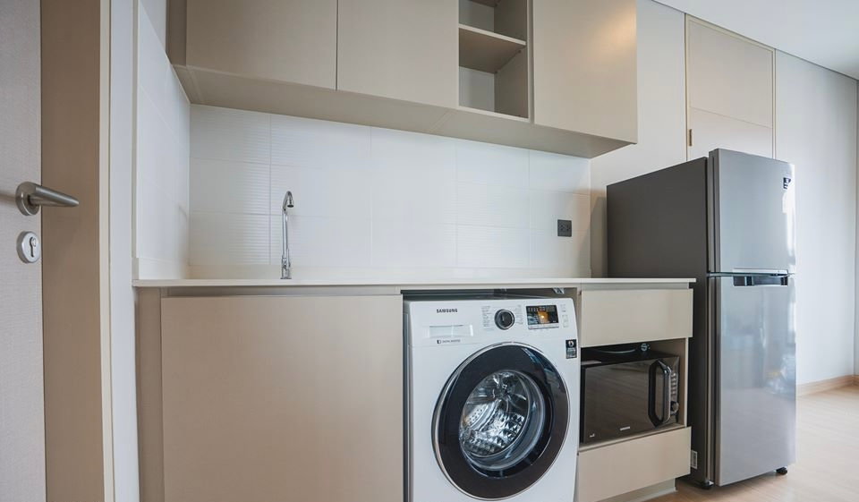 รูป ให้เช่า คอนโด | วิวสระว่ายน้ำ “Lumpini Suite Phetchaburi - Makkasan” 32 ตร.ม. ใกล้ BTS เพชรบุรี - รูปที่ 6/15