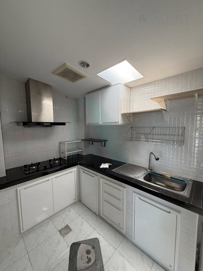 รูป 📌 ให้เช่าทาวน์เฮาส์ 2 ชั้น โกลเด้น ทาวน์ สุขุมวิท - สถานีรถไฟฟ้าแบริ่ง 4 ห้องนอน 3 ห้องน้ำ - รูปที่ 3/8