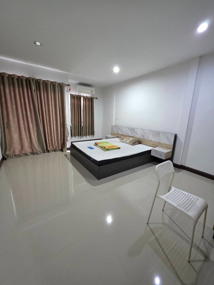 รูป #ให้เช่าทาวน์เฮ้าส์ KCคลัสเตอร์ รามอินทรา-ซาฟารี ถนนหทัยราษฎร์ คลองสามวา กทม. - รูปที่ 3/7