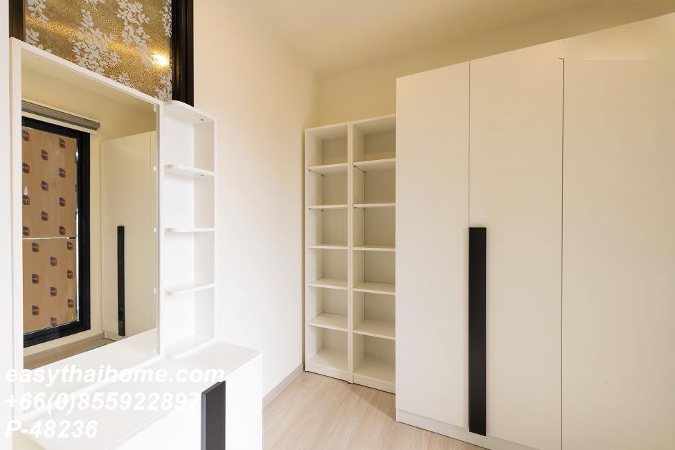 รูป P-48236 ขายคอนโดติด MRT เพชรบุรี เพียง 300 เมตร ทำเลทองอโศก วิวเมือง เฟอร์ครบ พร้อมอยู่ | Life Asoke | Line Id: @easythaihome | 085-592-2897🔥 - รูปที่ 3/9