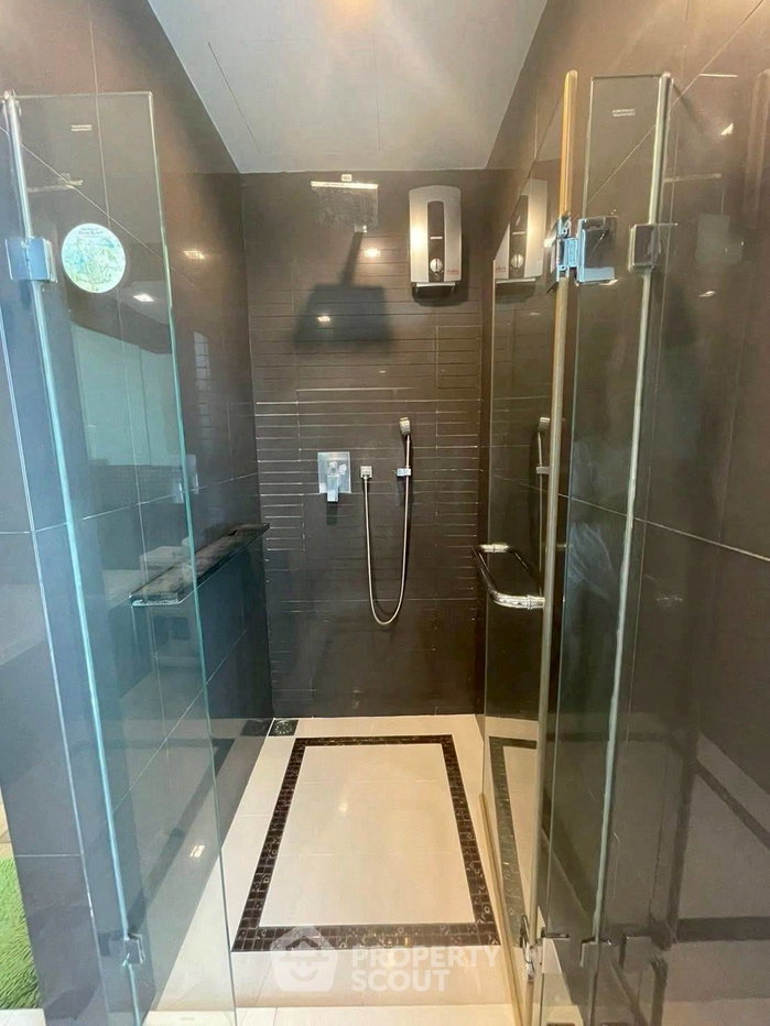 รูป คอนโด 2-ห้องนอน ที่ ริธึ่ม สุขุมวิท 50 ใกล้ BTS อ่อนนุช (ID 2394628) - รูปที่ 9/14