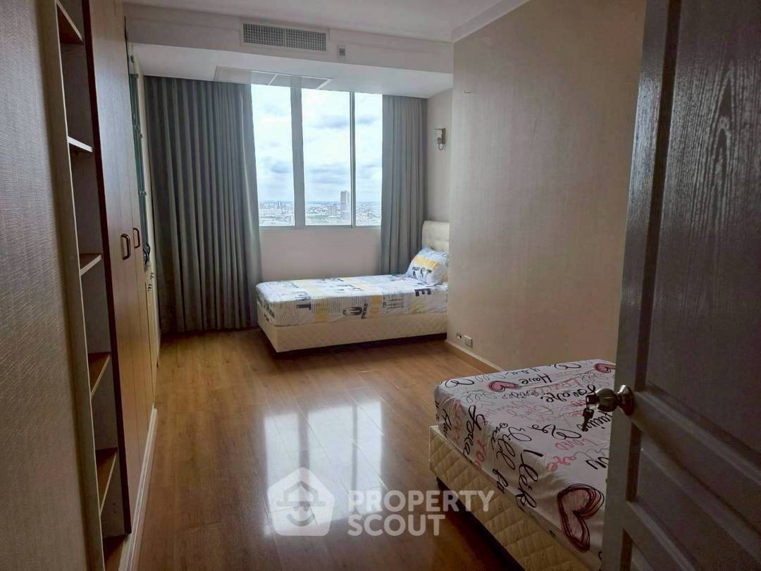 รูป คอนโด 3-ห้องนอน ที่ เดอะวอเตอร์ฟอร์ด ไดมอน ทาวเวอร์ สุขุมวิท ใกล้ BTS พร้อมพงษ์ (ID 2742337) - รูปที่ 10/11