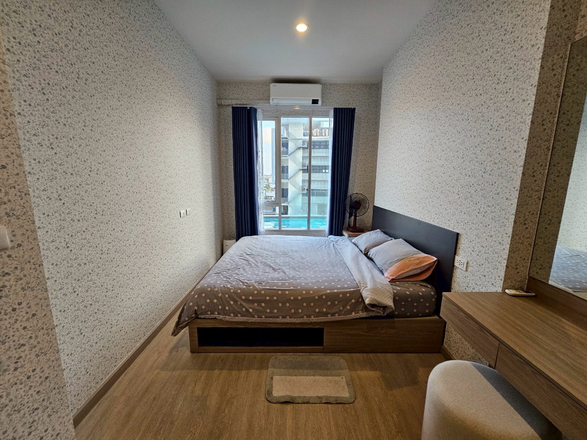 รูป คอนโดใหม่ยังไม่เคยปล่อยเช่า เจ้าของปล่อยเอง ห้องวิวสระว่ายน้ำ ชั้น 5 (ชั้นเดียวกับสระ) พลัสคอนเน็ก หาดใหญ่ หันหน้าทิศใต้ ลมโกรกเย็นสบาย - รูปที่ 9/25