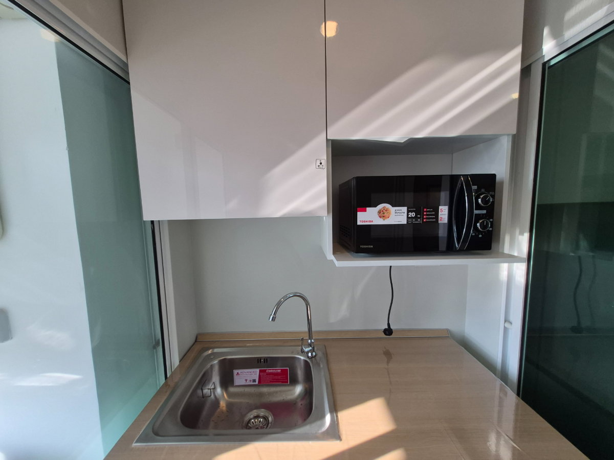 รูป ตึก A ห้องมุม ห้องใหม่ ด่วนๆ  ชั้น 10  - รูปที่ 23/24